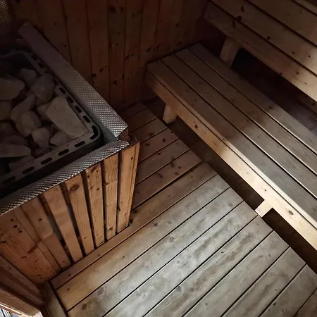 Fiore Wellness アパートホテル