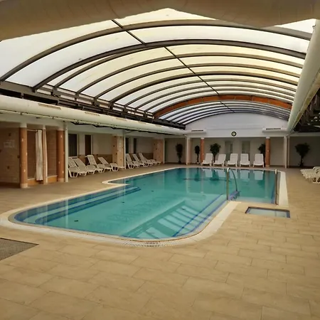 Fiore Wellness Appart hôtel 4*